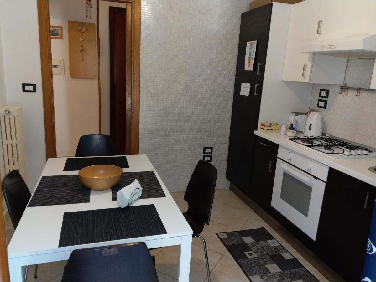Appartamento Mercatello Salerno Exterior foto